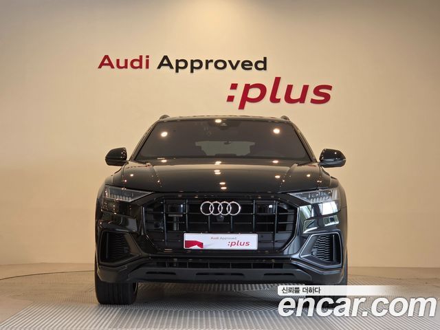 Audi Q8 2023 — photo 3