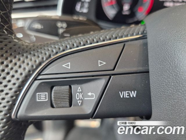 Audi Q8 2023 — photo 13