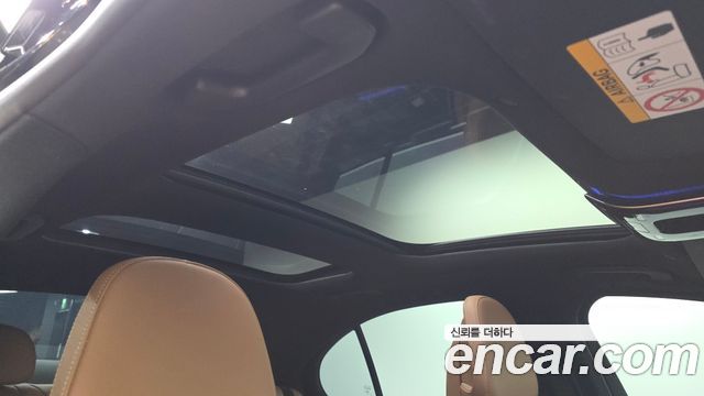 Mercedes-Benz E-Class 2025 — photo 25
