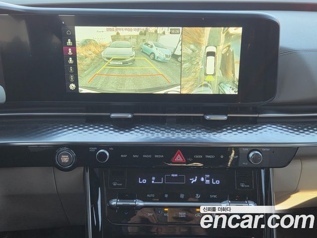 Kia Canival 2023 — photo 10