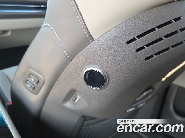 Kia Canival 2023 — photo 13