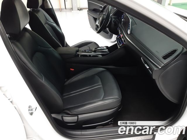 Hyundai Sonata 2020 — photo 13