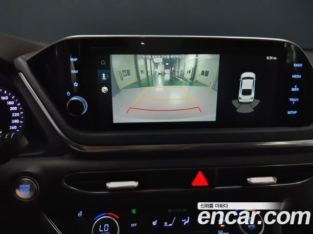 Hyundai Sonata 2020 — photo 16