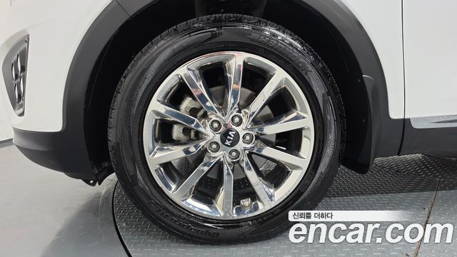 Kia Sorento 2017 — photo 5