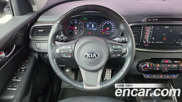 Kia Sorento 2017 — photo 19