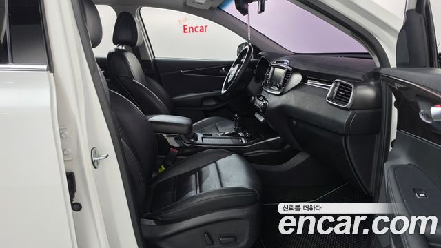 Kia Sorento 2017 — photo 16