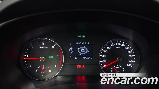 Kia Sportage 2018 — photo 8