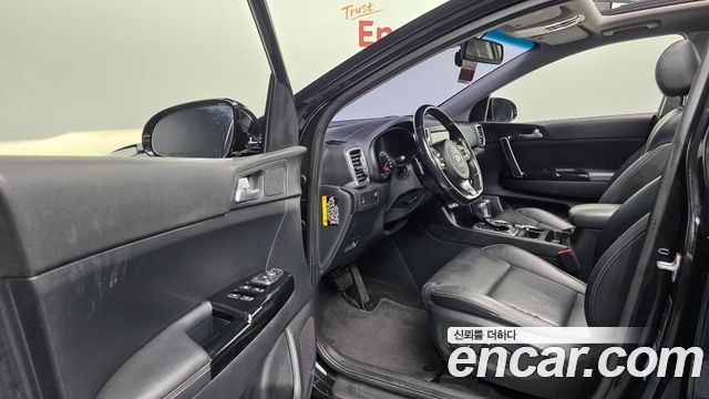 Kia Sportage 2018 — photo 10