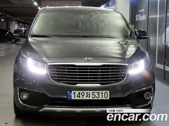 Kia Canival 2017 — photo 2