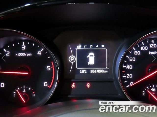 Kia Canival 2017 — photo 9