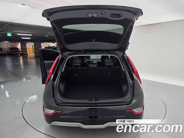 Kia Niro 2023 — photo 19