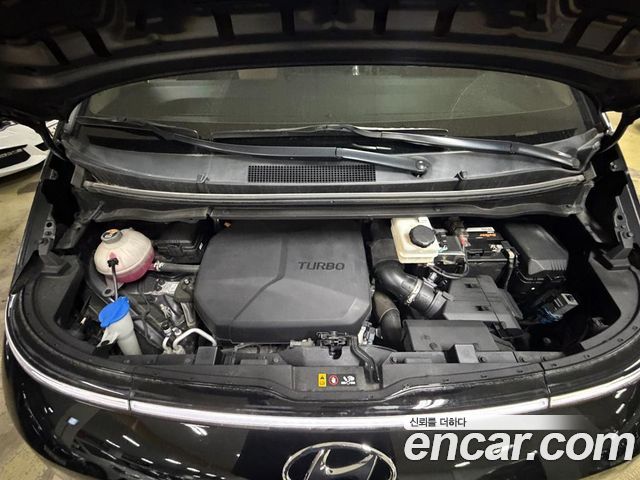 Hyundai Staria 2022 — photo 17