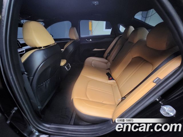 Kia K5 2023 — photo 9