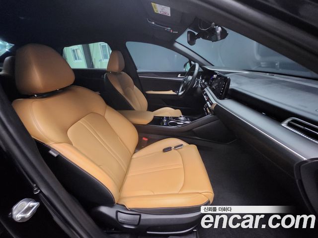 Kia K5 2023 — photo 10