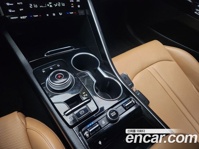 Kia K5 2023 — photo 13