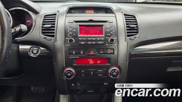 Kia Sorento 2011 — photo 14