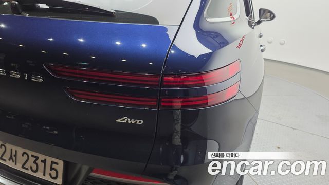 Genesis GV70 2022 — photo 9