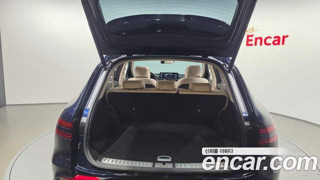 Genesis GV70 2022 — photo 27
