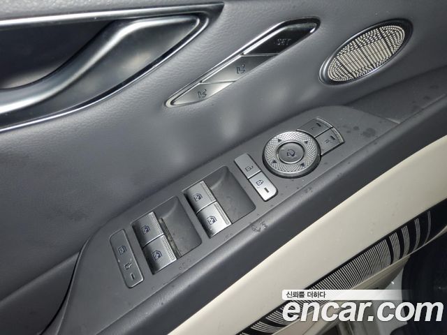 Genesis G80 2022 — photo 19