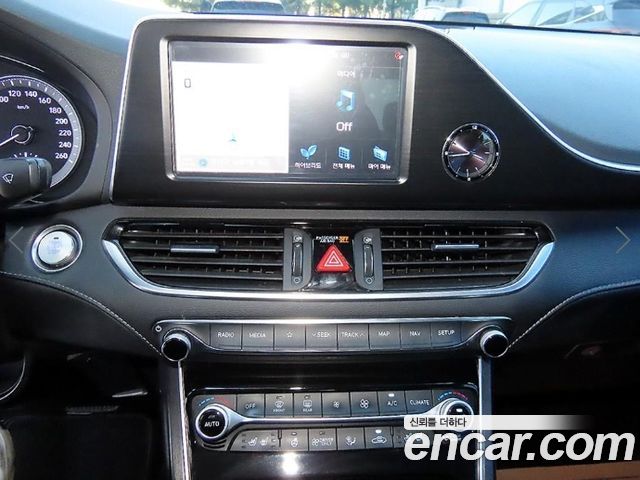 Hyundai Grandeur 2018 — photo 13
