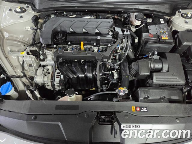 Hyundai AVANTE 2021 — photo 6