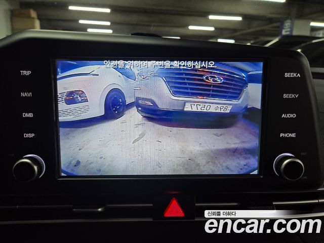Hyundai AVANTE 2021 — photo 13