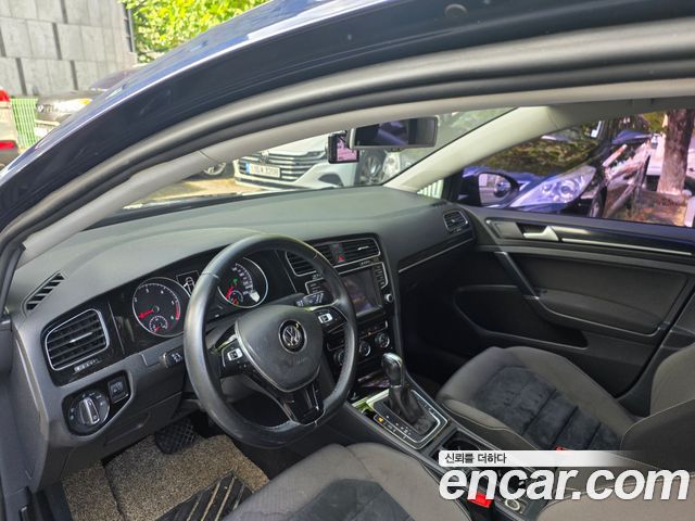 Volkswagen Golf 2015 — photo 9