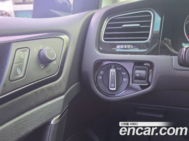 Volkswagen Golf 2015 — photo 18