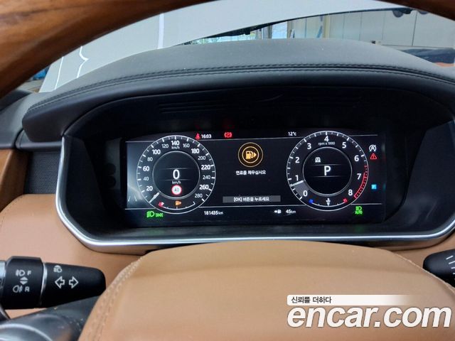 Land Rover Range Rover 2019 — photo 8