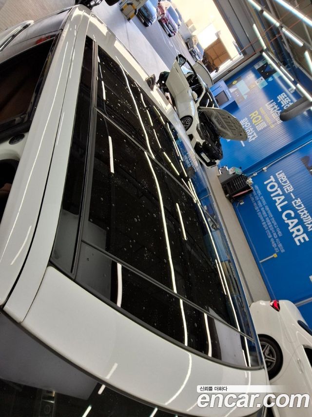 Land Rover Range Rover 2019 — photo 13