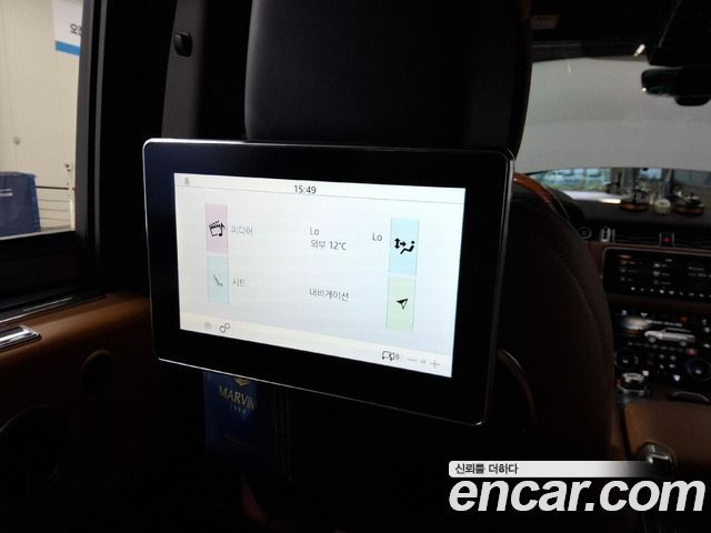 Land Rover Range Rover 2019 — photo 17