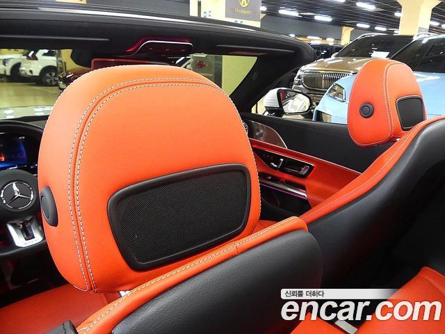 Mercedes-Benz SL-Class 2023 — photo 12