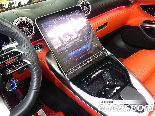 Mercedes-Benz SL-Class 2023 — photo 13