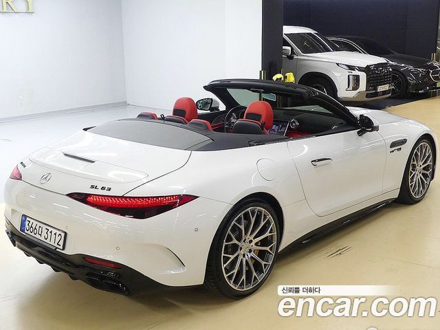 Mercedes-Benz SL-Class 2023 — photo 20