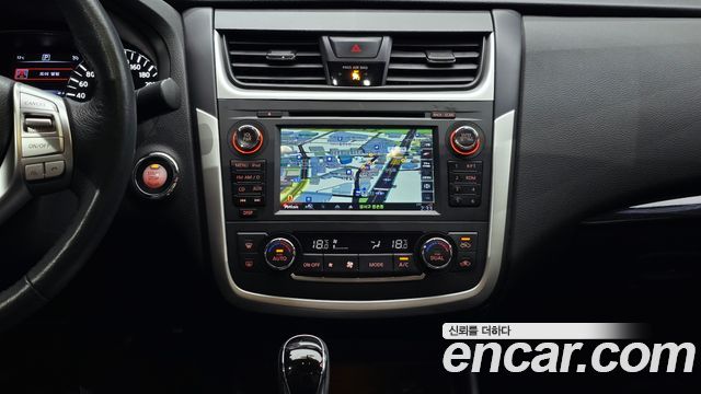 Nissan Altima 2017 — photo 14
