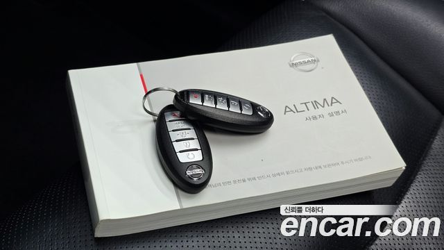 Nissan Altima 2017 — photo 18