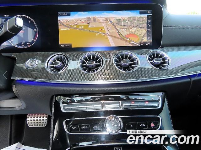 Mercedes-Benz CLS-Class 2019 — photo 14