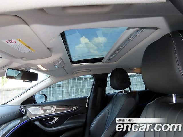 Mercedes-Benz CLS-Class 2019 — photo 16