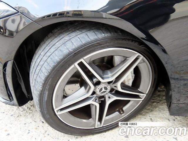 Mercedes-Benz CLS-Class 2019 — photo 20