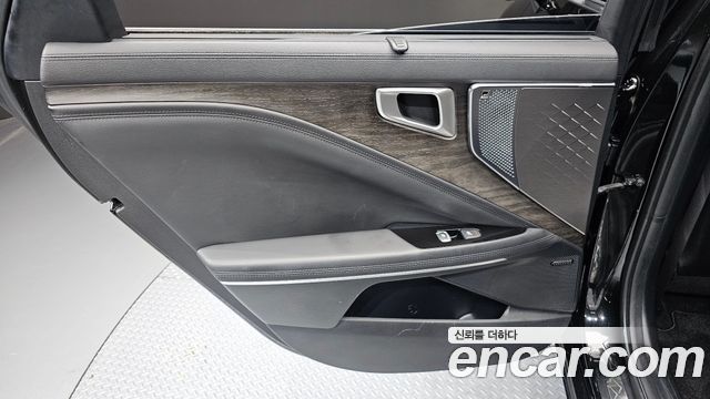 Kia K8 2023 — photo 15