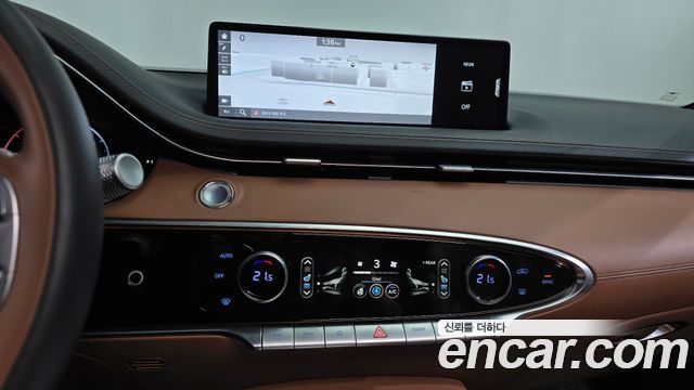 Genesis GV70 2023 — photo 19