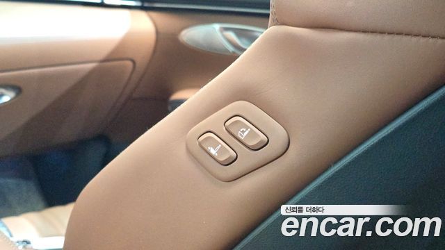 Genesis GV70 2023 — photo 26