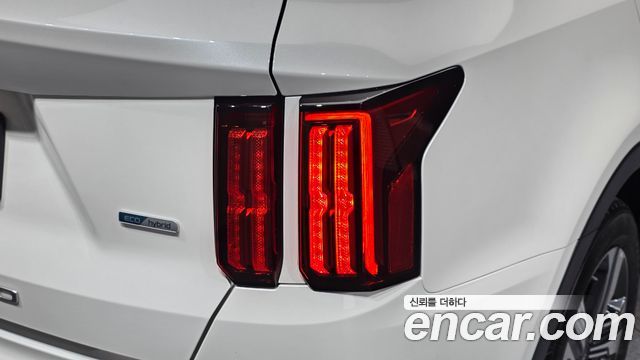 Kia Sorento 2022 — photo 9