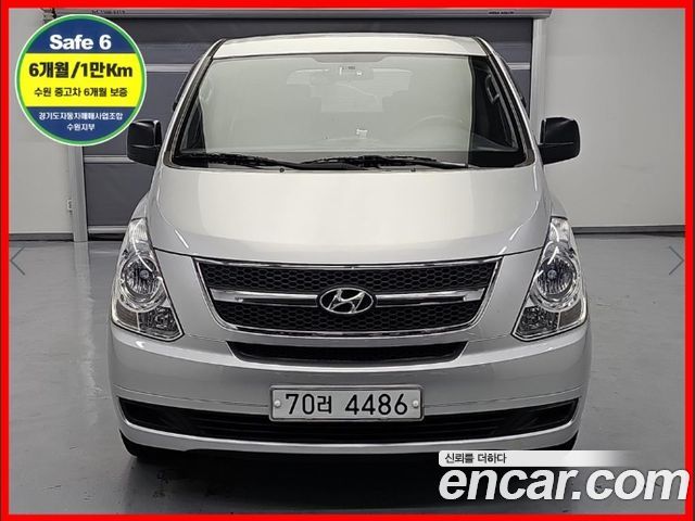 Hyundai Starex 2010 — photo 2