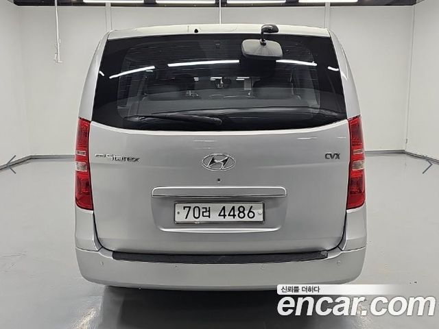 Hyundai Starex 2010 — photo 4