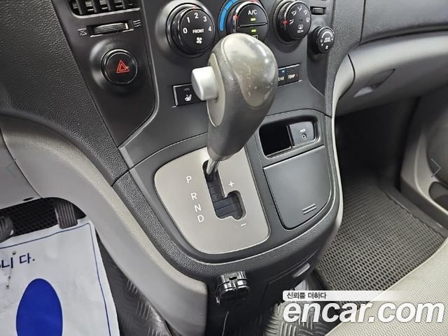 Hyundai Starex 2010 — photo 9