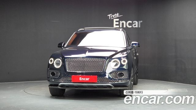 Bentley Bentayga 2017 — photo 3