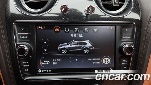Bentley Bentayga 2017 — photo 22