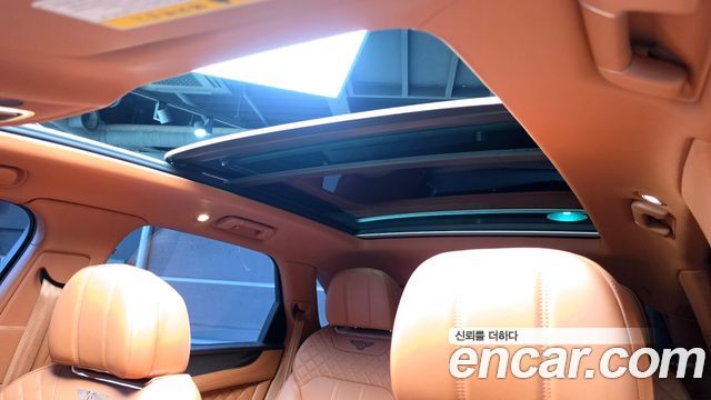Bentley Bentayga 2017 — photo 25