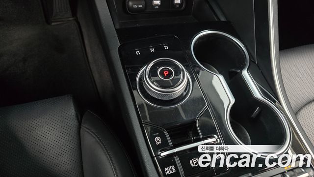 Kia K5 2023 — photo 9